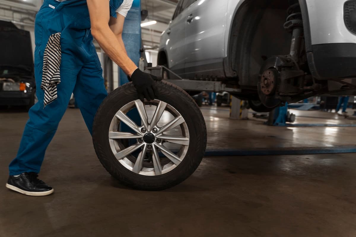 Tyre Replacement & Rotation